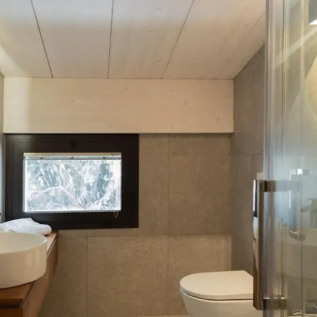 Marea 8, Emma * Santa Maria di Scacciano