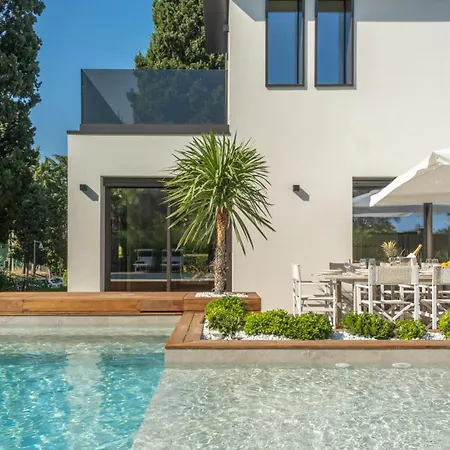 Villa Marea 8, Emma *