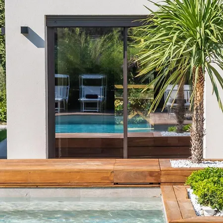 Marea 8, Emma * Santa Maria di Scacciano