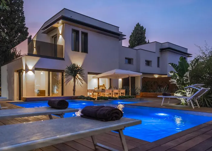 Marea 8, Emma * Santa Maria di Scacciano