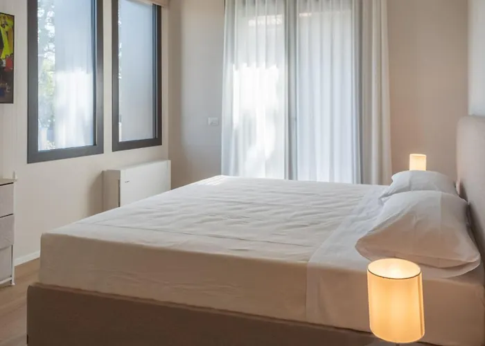 Marea 8, Emma * Santa Maria di Scacciano